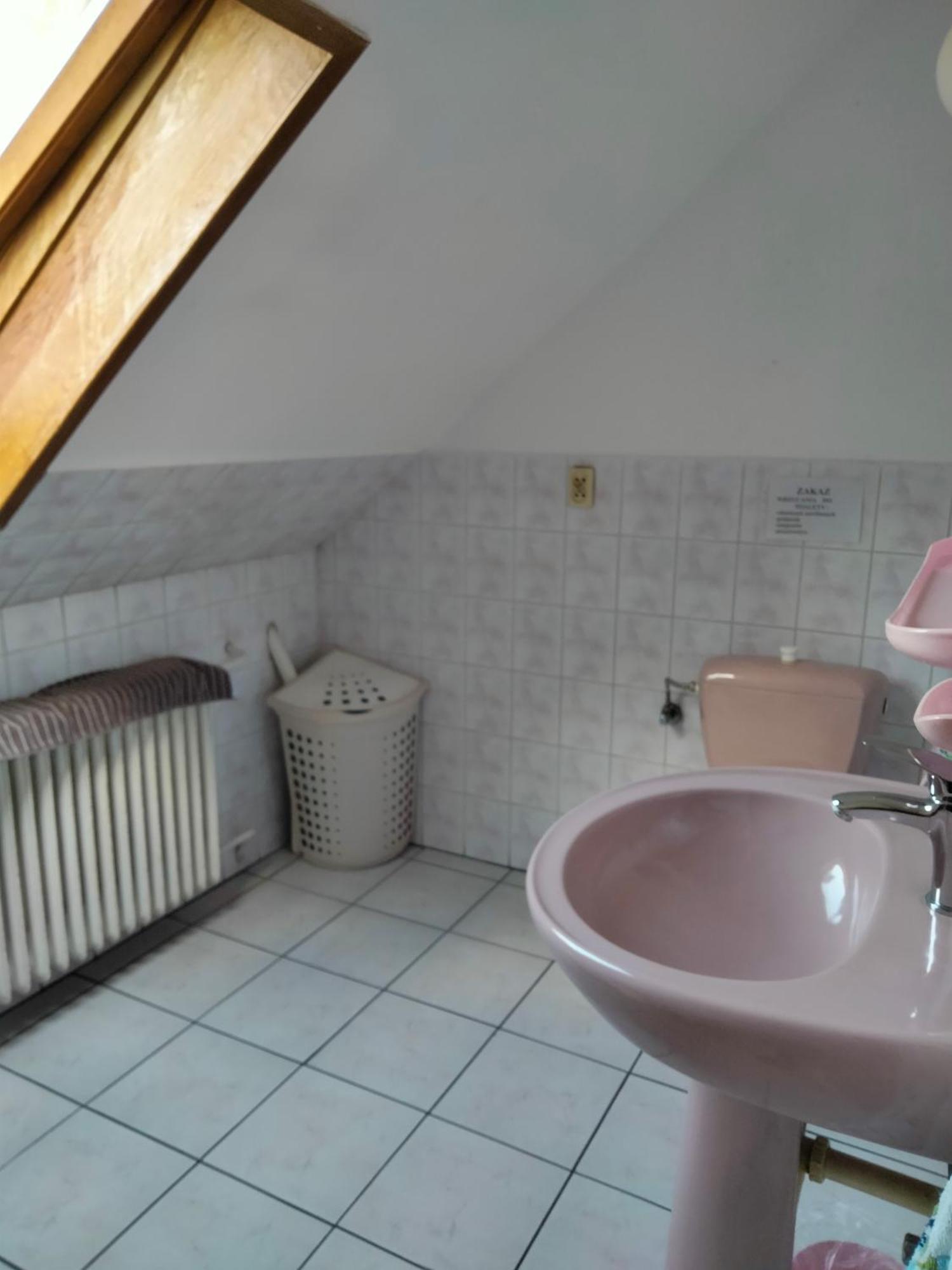 Villa Pod Piramida Ługniany Habitación foto